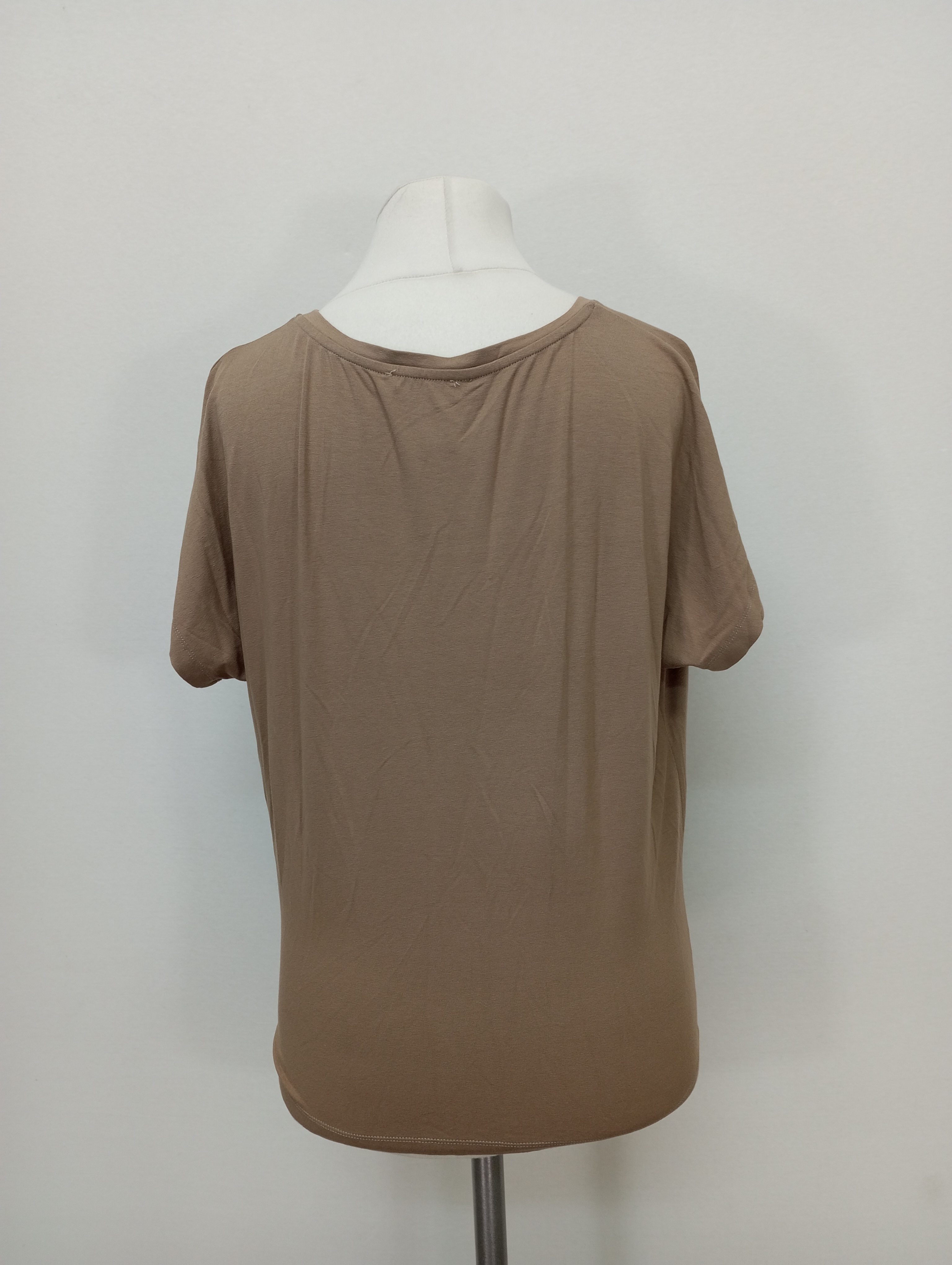 Bauchfreies Braunes Sommershirt für Lässige Sommerlooks